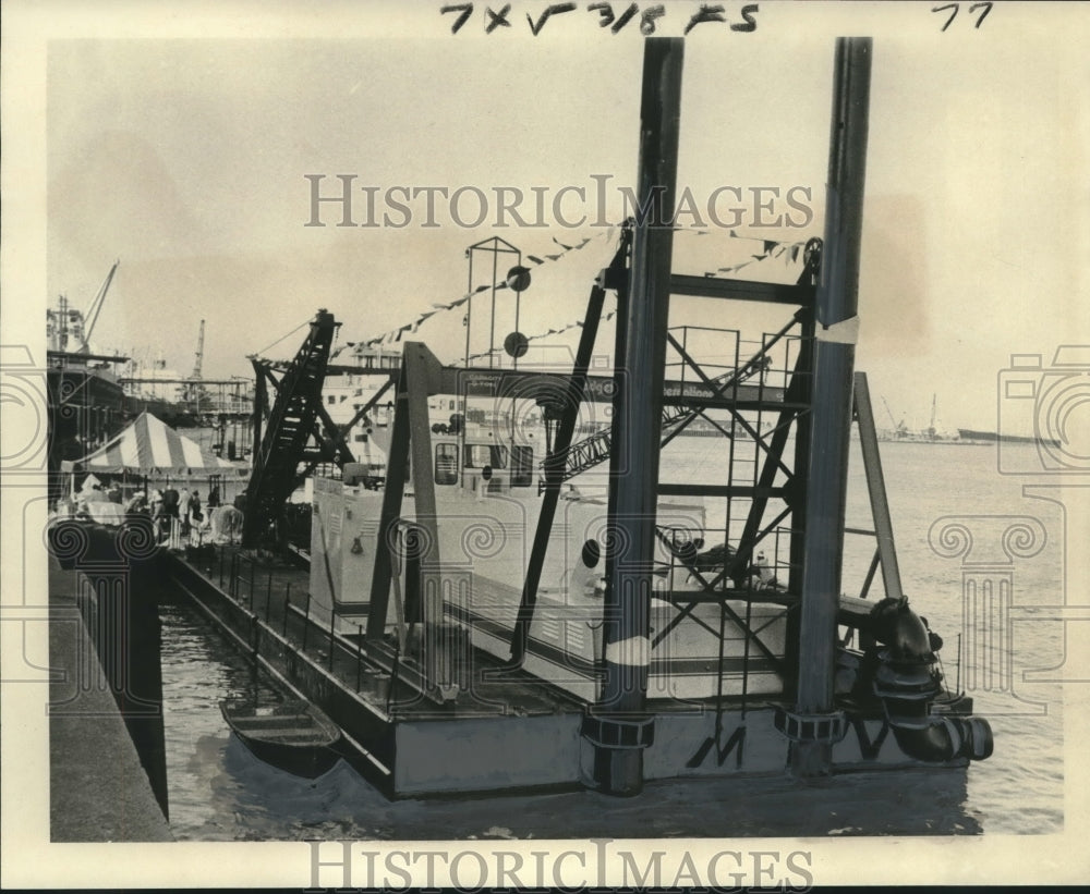 1975 Press Photo Christening of new dredge by Dock Board at Canal Street- Historic Images