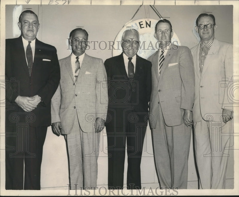 Load image into Gallery viewer, 1957 Press Photo Gulf States Industrial Conference elected officers - noo11277
