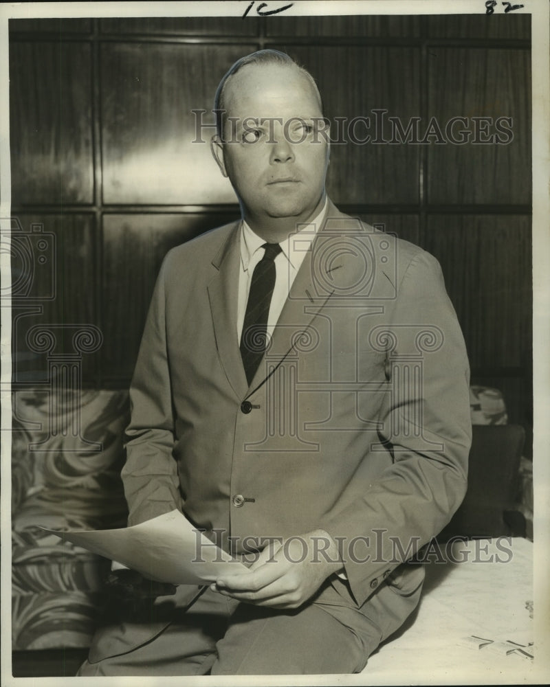 1960 Press Photo Glen Douthit, New Tourist Commission Director - Historic Images