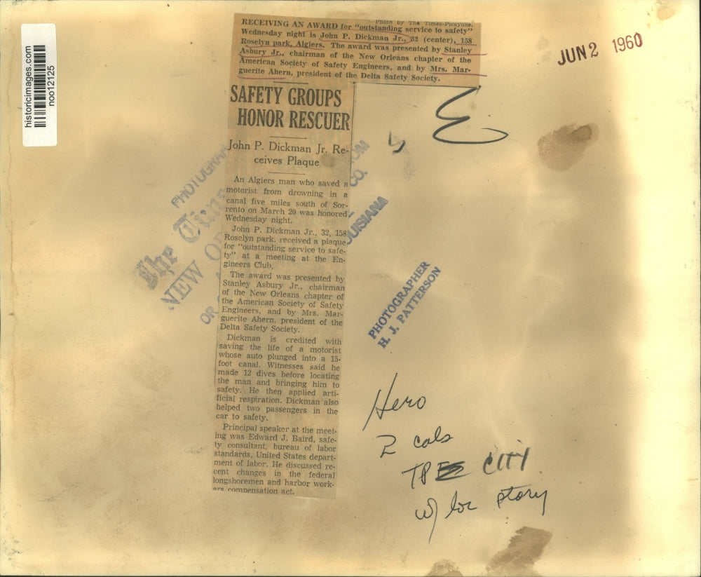 1960 Press Photo Award Presented for "Outstanding Service to Safety" - noo12125