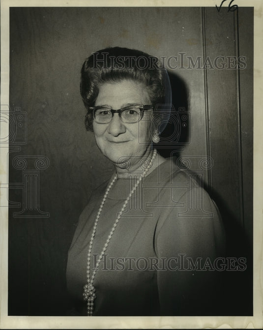 1970 Press Photo Mrs. Olive Dudenhefer, president New Orleans Secretaries- Historic Images