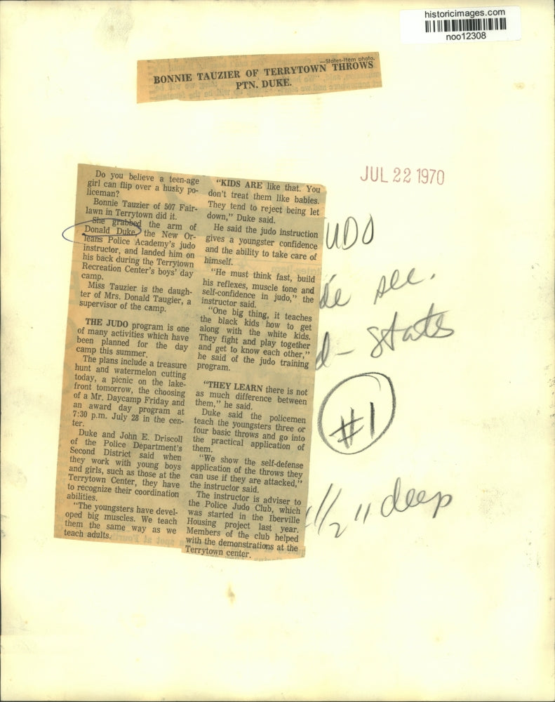 1870 Press Photo Bonnie Tauzier of Terrytown throws down judo instructor