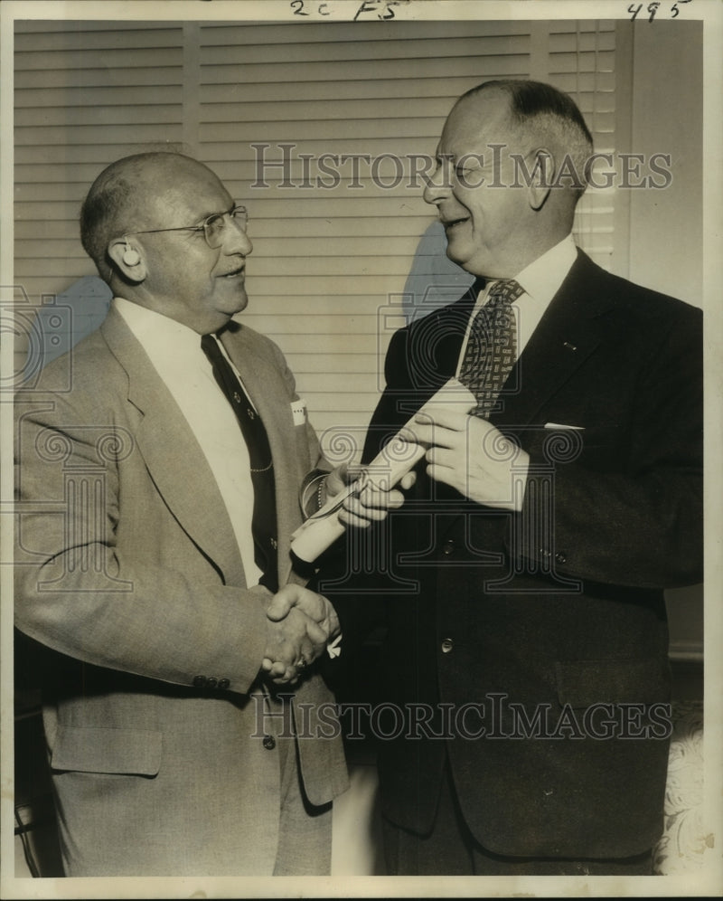 Load image into Gallery viewer, 1954 Press Photo Brig. General Harold Duffle honored by Colonel Shelton Hubbard

