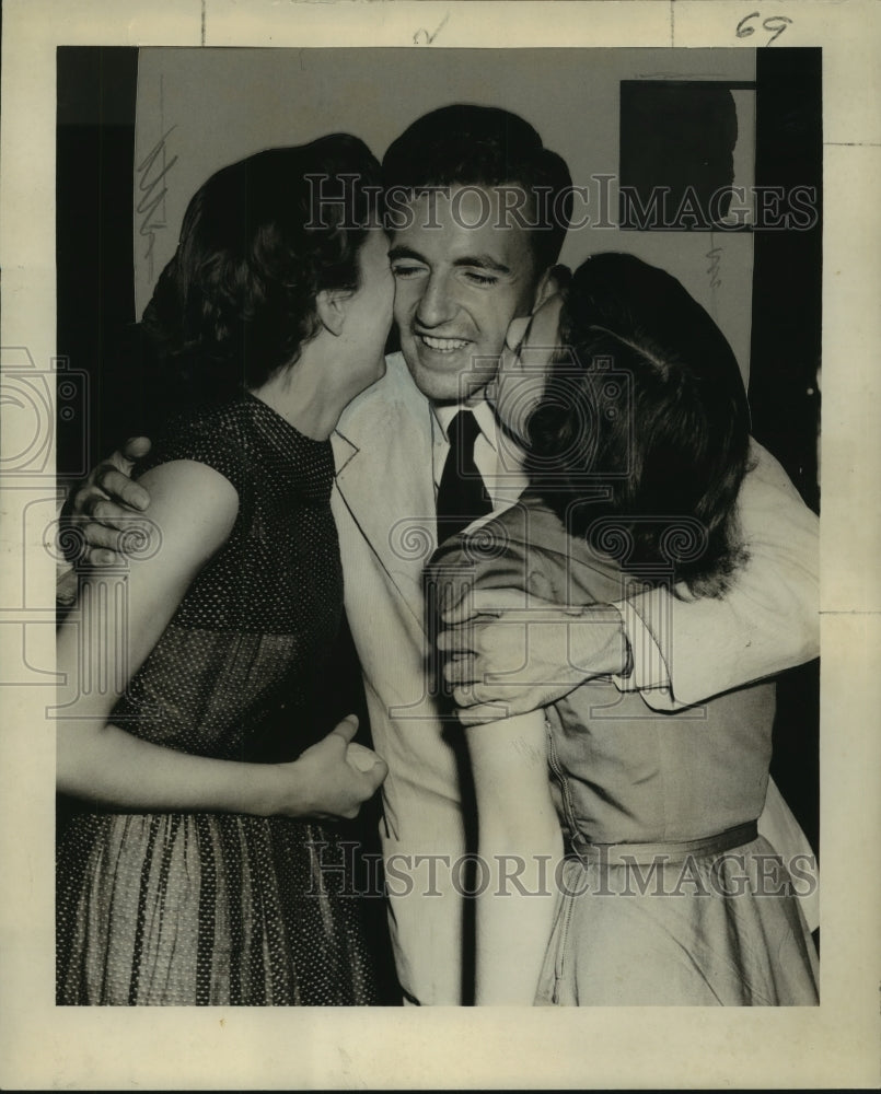 1950 Press Photo Denis Bouchard with Abbie Vining and Dorothy Tennent