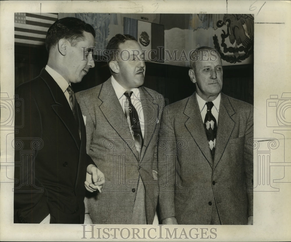 1950 Press Photo Ray Rich. Henry Dupre &amp; Harold Wheelahan honored at luncheon