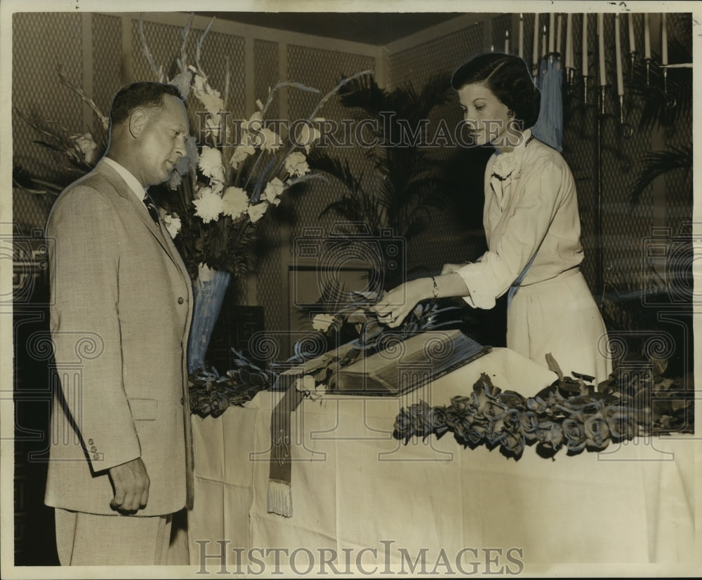 1957 Press Photo Honorable Order of Blue Goose International- Memorial Services - Historic Images