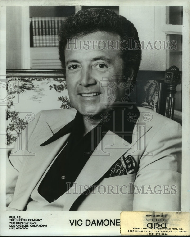 1977 Press Photo Singer Vic Damone to perform at Fairmont Hotel&#39;s Blue Room- Historic Images