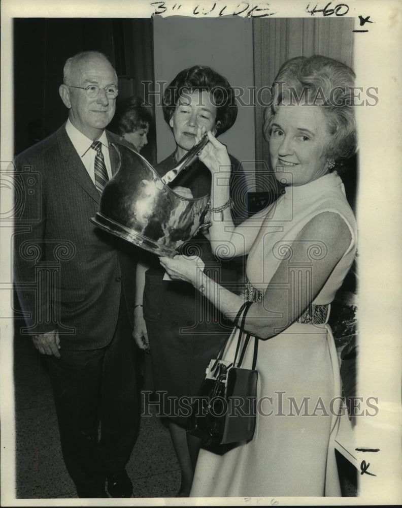 1971 Press Photo Leaders of New Orleans Auction Event- Historic Images