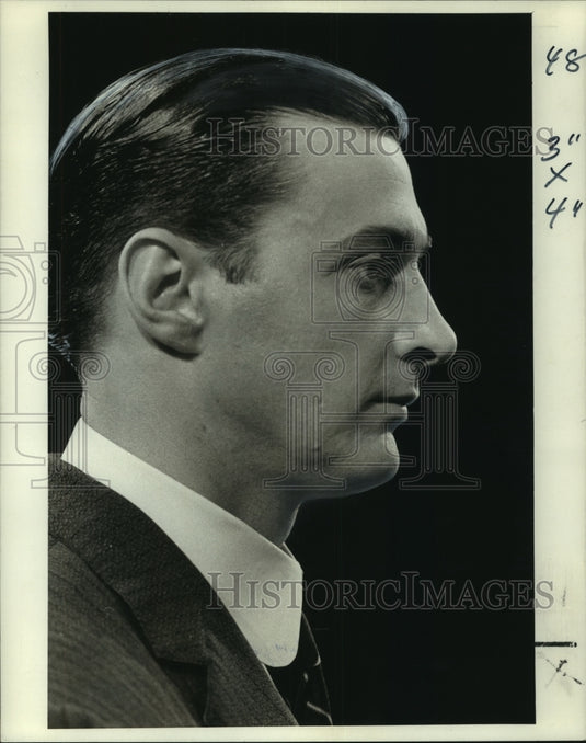1975 Press Photo David Dukes as Robert Lassiter in "Beacon Hill"- Historic Images