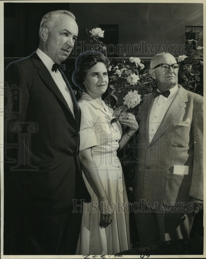 1964 Press Photo New Orleans Rose Society officers at 13th anniversary Rose Show- Historic Images