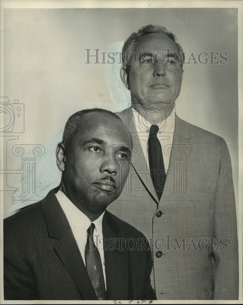 Load image into Gallery viewer, 1963 Press Photo UNCF co-chairmen Dr. Mack Spears and Harry M. England
