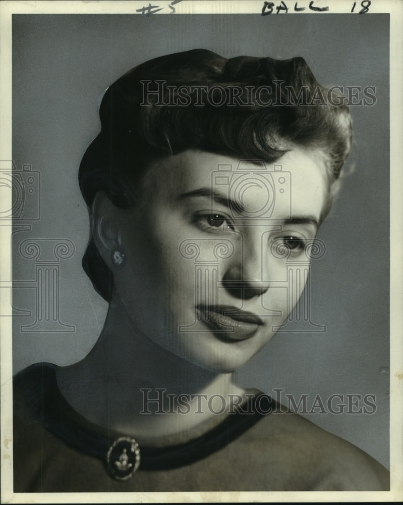 1958 Press Photo Mary Enna Dutreix - noo13370