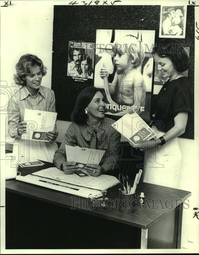 1978 Press Photo Louisiana Cystic Fibrosis Foundation members Plan Dance- Historic Images