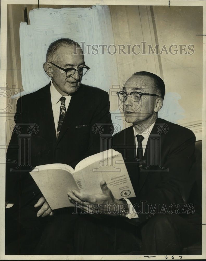 1966 Press Photo Dr. Murphy, principal speaker at Seminary with Dr. Eddleman- Historic Images