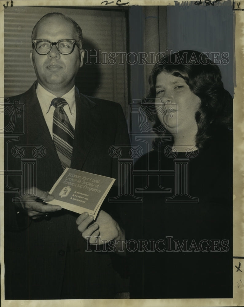 Load image into Gallery viewer, 1972 Press Photo Hero J. Edwards Jr., president Leukemia Society of America
