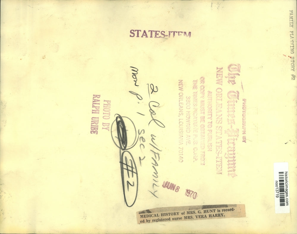 1970 Press Photo Mrs. Vera Harry of Family Planning clinic with her patient