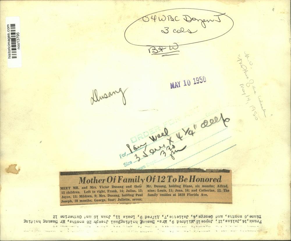 1950 Press Photo Mr. and Mrs. Victor Dusang and their 12 Children, New Orleans