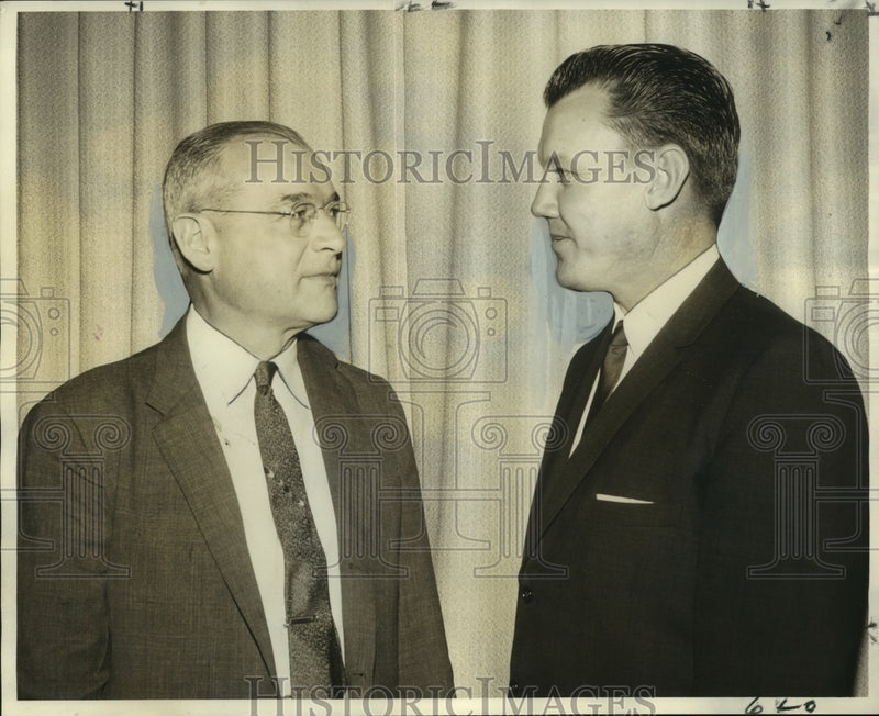 Load image into Gallery viewer, 1959 Press Photo Charles Pearson Jr.,Lewis W. Eaton at campaign kickoff luncheon
