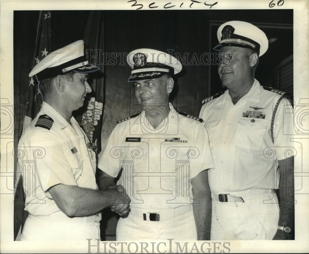 1973 Press Photo Naval Reserve Group Command 8-1 - Ben Petrusek, Olin Edwards- Historic Images