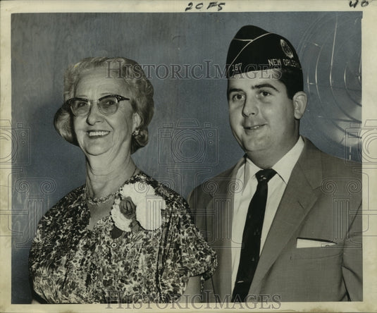 1956 Press Photo Mrs. Edna Darsam and Glen Ebeyer of American Legion - noo14031