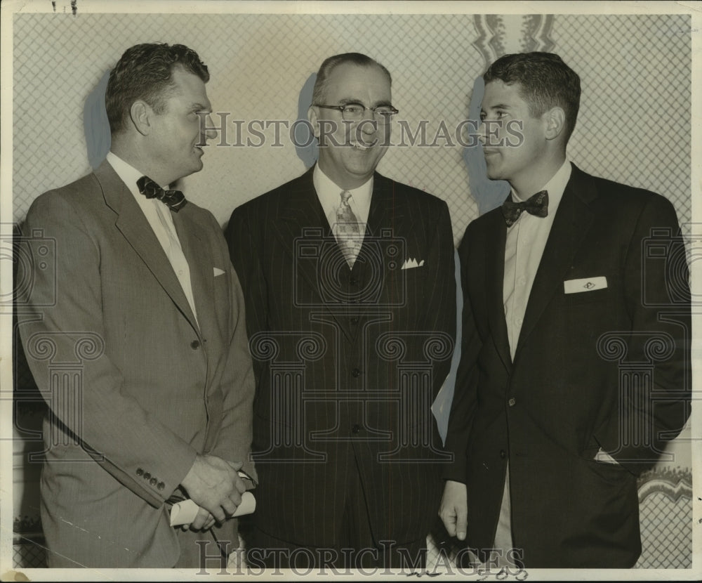 1955 Press Photo Attendees to the Business Meeting sponsored by Gulf York, Inc.