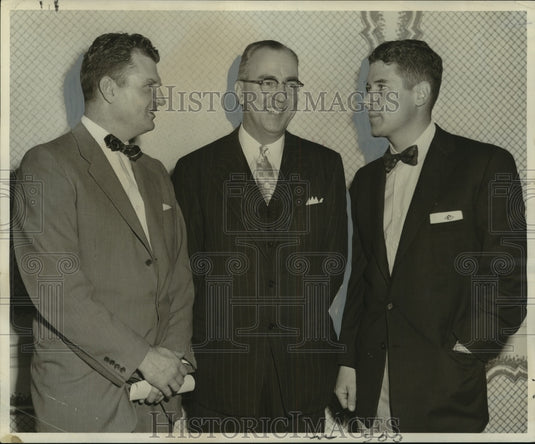 1955 Press Photo Attendees to the Business Meeting sponsored by Gulf York, Inc.