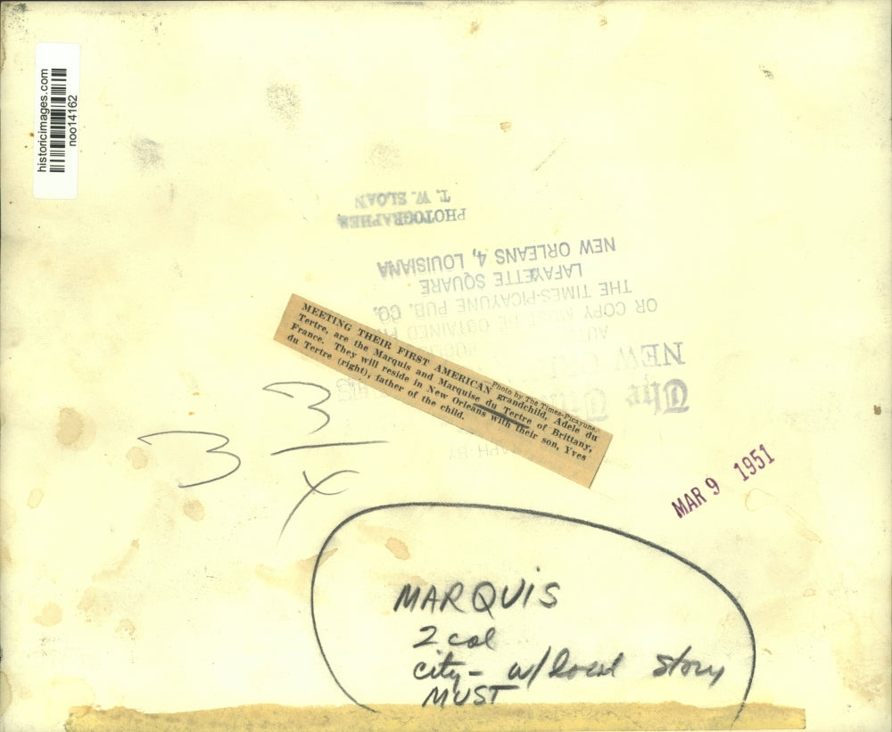 1951 Press Photo Marquis and Marquise du Tertre of France Meet Grandchild