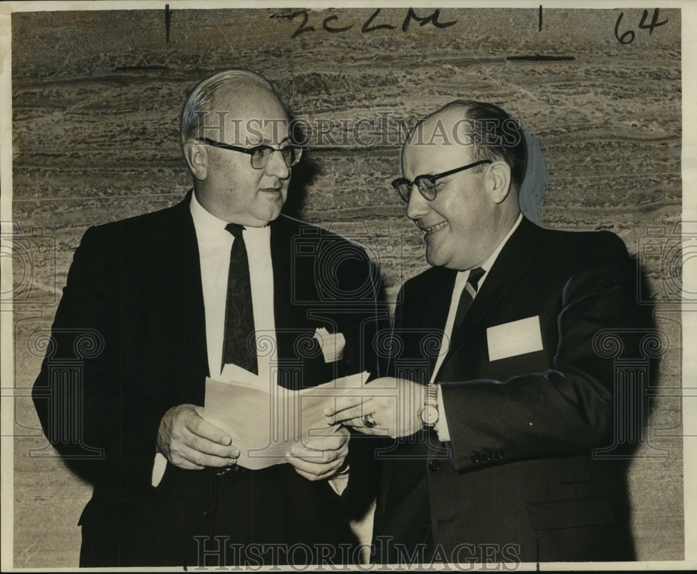 1964 Press Photo Public Utility Buyers&#39; Group - Wilbur England, Milton Elert