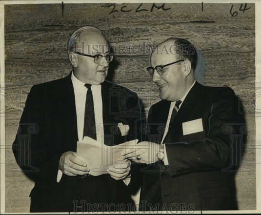 1964 Press Photo Public Utility Buyers' Group - Wilbur England, Milton Elert