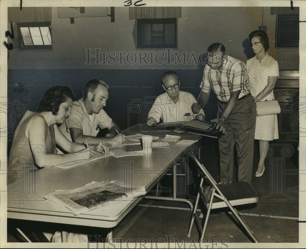 1970 Press Photo Polling Place Ward 4- Precinct 17 6324 Memphis Street