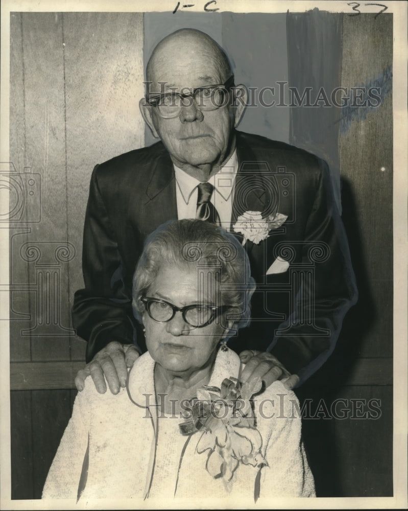Load image into Gallery viewer, 1968 Press Photo Mr. &amp; Mrs. William Devine's 50th Anniversary, New Orleans
