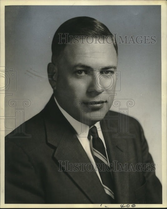 1958 Press Photo Executive Bay E. Estes Jr of U.S. Steel Corporation - noo14850