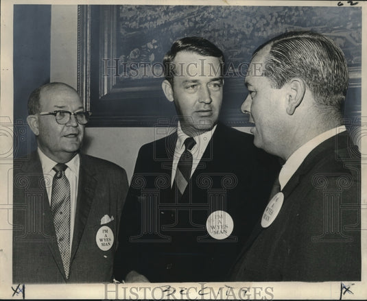 1969 Press Photo Planners and leaders for upcoming WYES-TV auction - noo15532