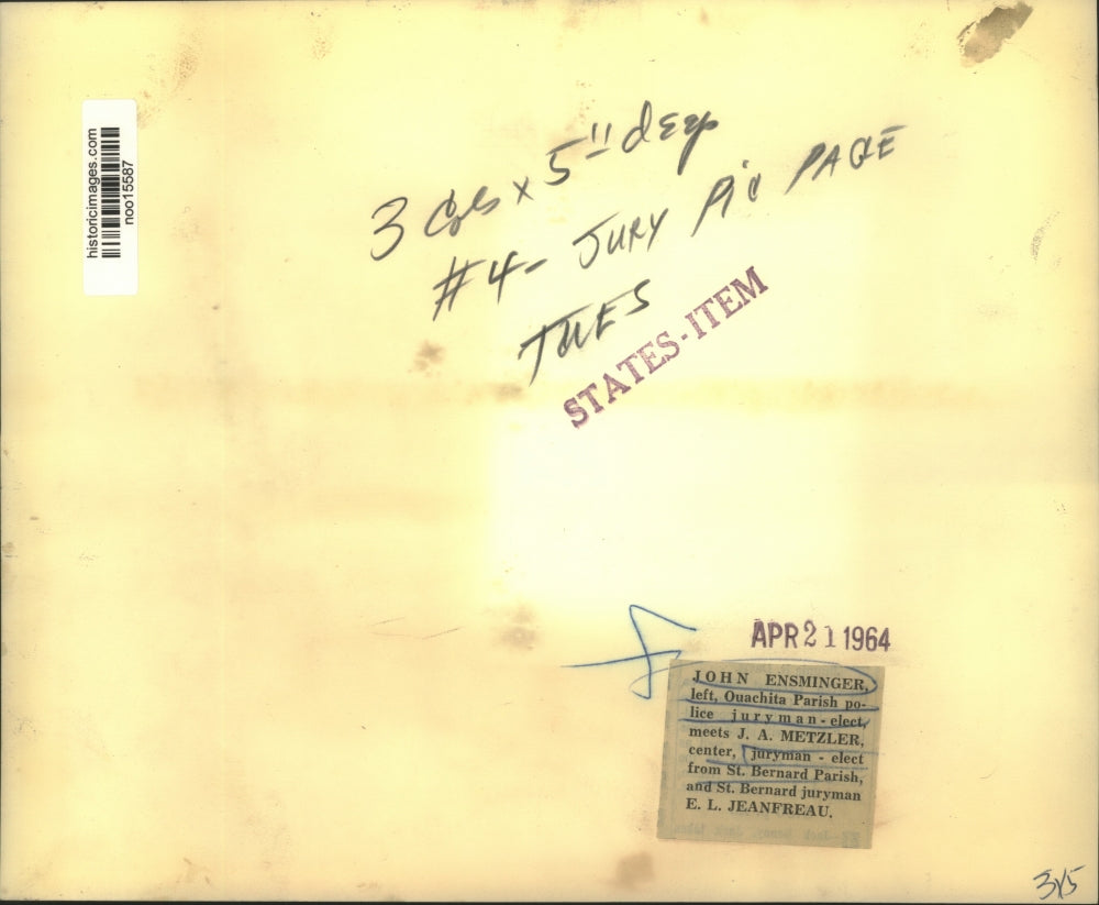 1964 Press Photo John Ensminger meets J. A. Metzler, center, juryman-elect.