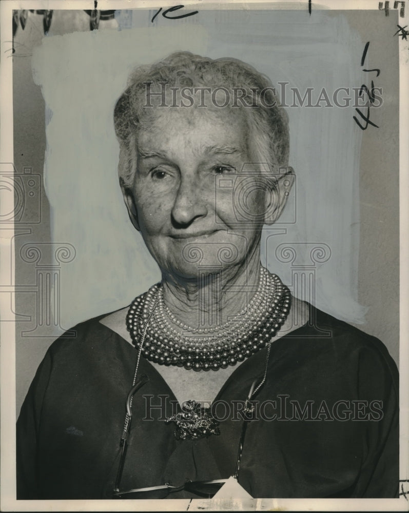Load image into Gallery viewer, 1961 Press Photo Louise S. Davis, Founder &amp; Principal of New Orleans School
