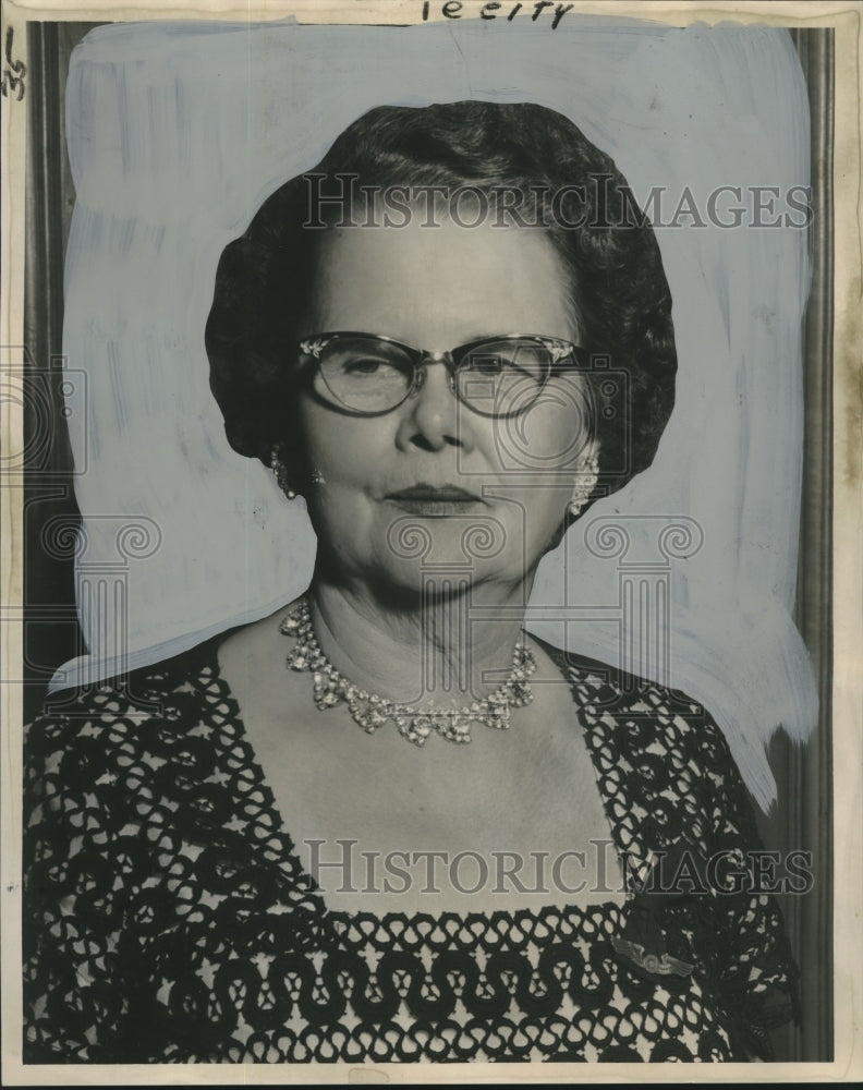 1960 Press Photo Mrs. James Flynn, president, U.S. Air Force Women&#39;s Club.- Historic Images