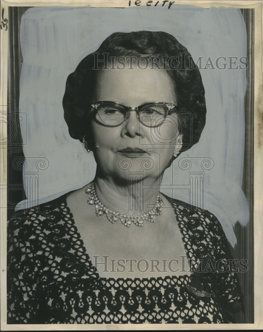 1960 Press Photo Mrs. James Flynn, president, U.S. Air Force Women's Club.- Historic Images
