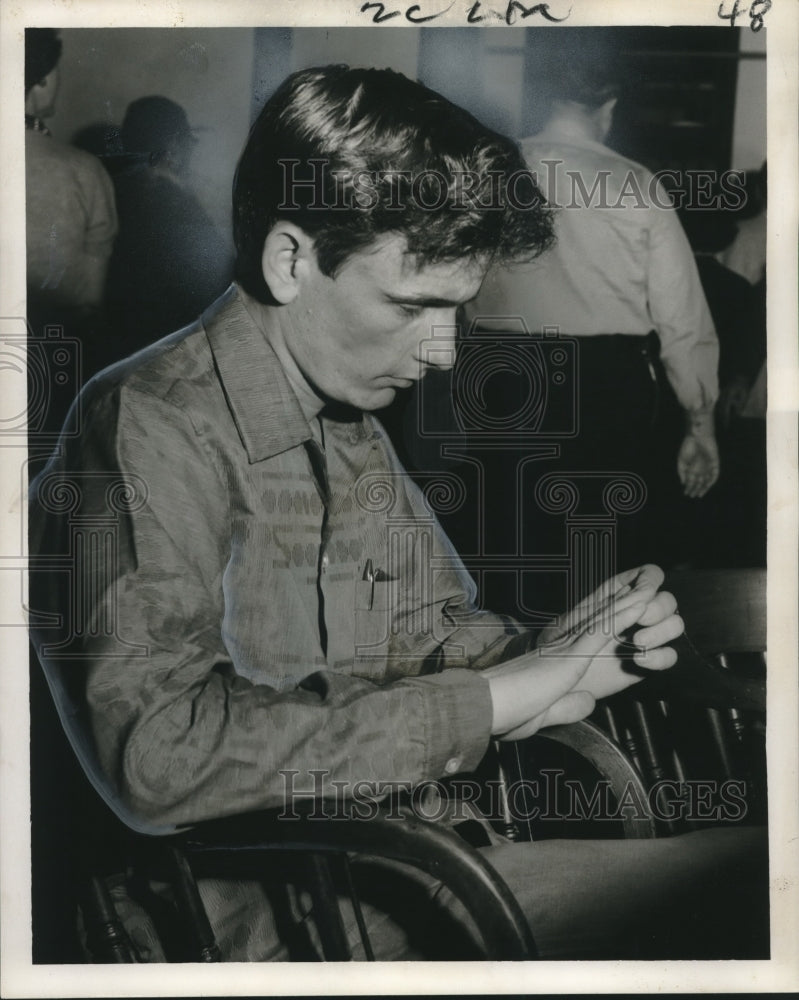 Load image into Gallery viewer, 1958 Press Photo Delbert W. Eyer Appears Nervous - noo15755
