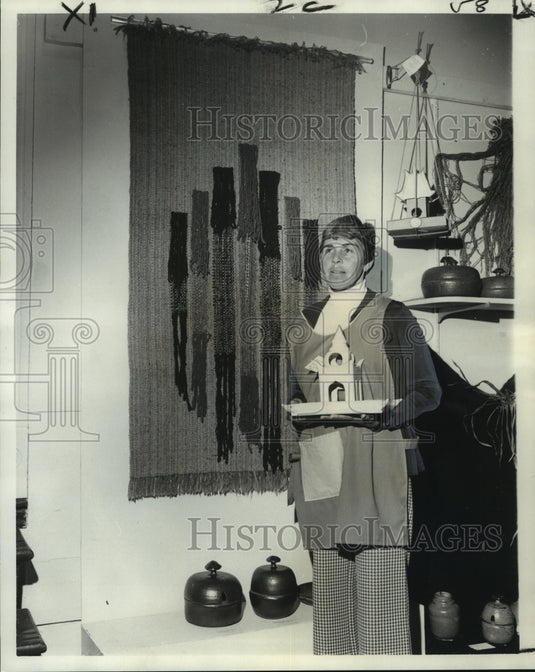 1975 Press Photo Louisiana Crafts Council Show of Weaving & Pottery, New Orleans- Historic Images