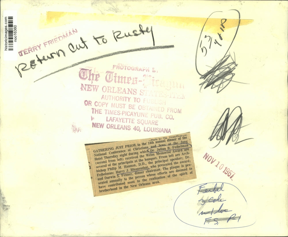 1967 Press Photo Julian Feibelman Receives Weiss Memorial Award, New Orleans