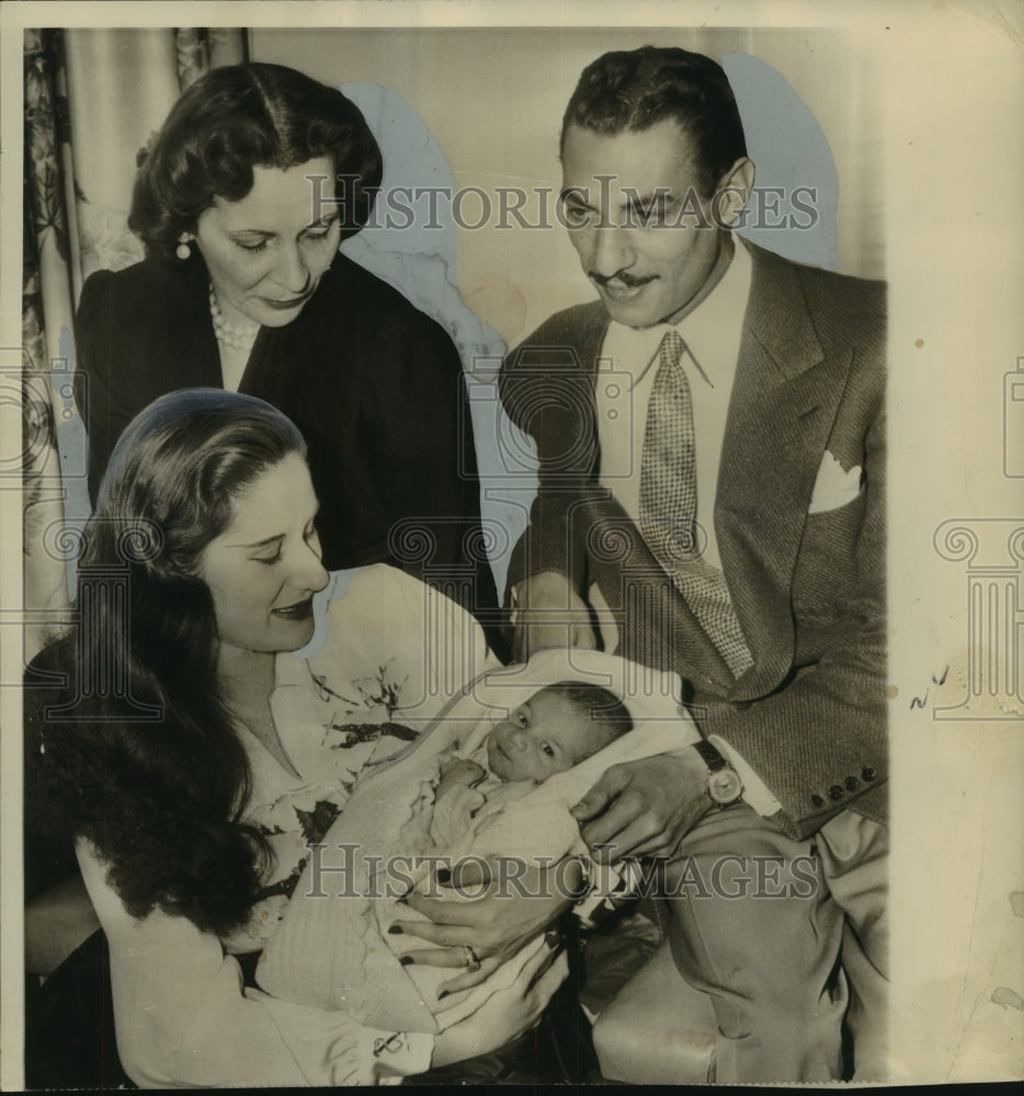 Press Photo Former Princess Fathia of Egypt &amp; Newborn Son Rafik, Los Angeles