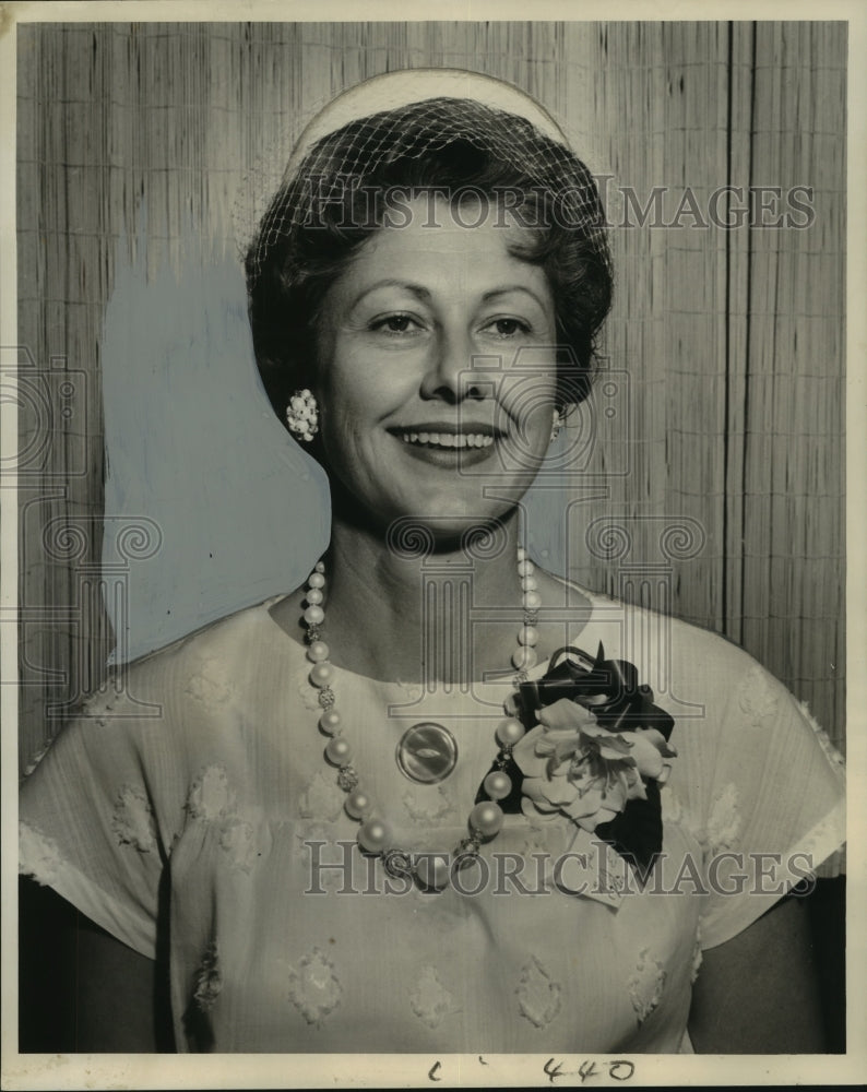 1961 Press Photo Mrs. William J. Edwards, president, Coast Guard Officers&#39; Wives