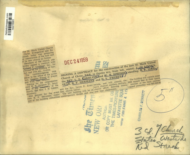 Load image into Gallery viewer, 1959 Press Photo Contract Signing, New St. Mark United Church of Christ, Gretna
