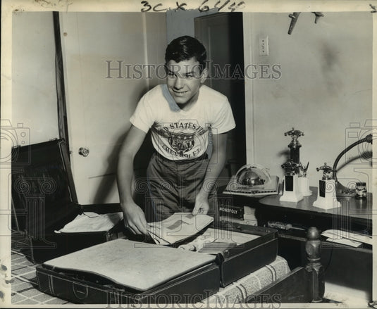 1960 Press Photo Jimmy Folse Packs for All-American Soap Box Derby, New Orleans