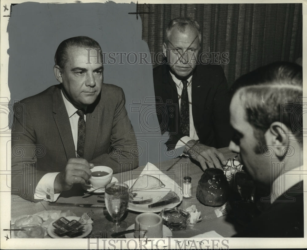 1969 Press Photo New Orleans Businessman/Politician James E. Fitzmorris Jr.- Historic Images