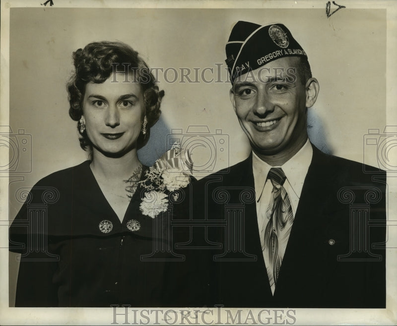 Load image into Gallery viewer, 1951 Press Photo Leaders of Chapter 27 Disabled American Veterans and auxiliary
