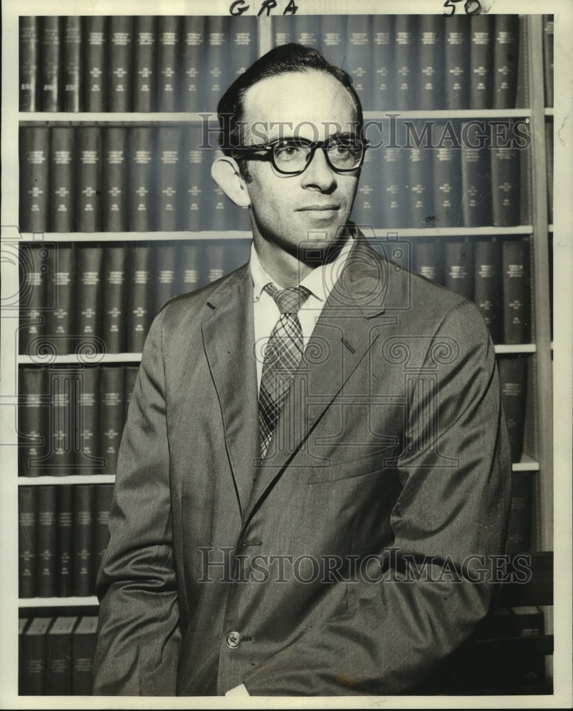 1960 Press Photo Dr. William L. Flannery, Southwestern Louisiana Institute