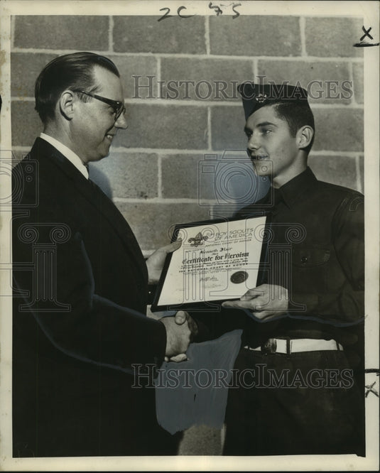 1954 Press Photo Boy Scout Recognized for Saving Life, New Orleans - noo17247
