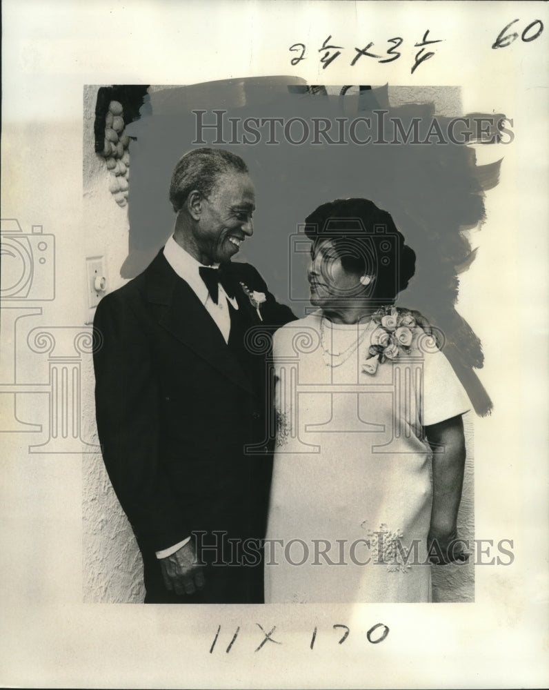 1977 Press Photo Mr. and Mrs. Ulysses Gaines celebrate 50th wedding anniversary- Historic Images