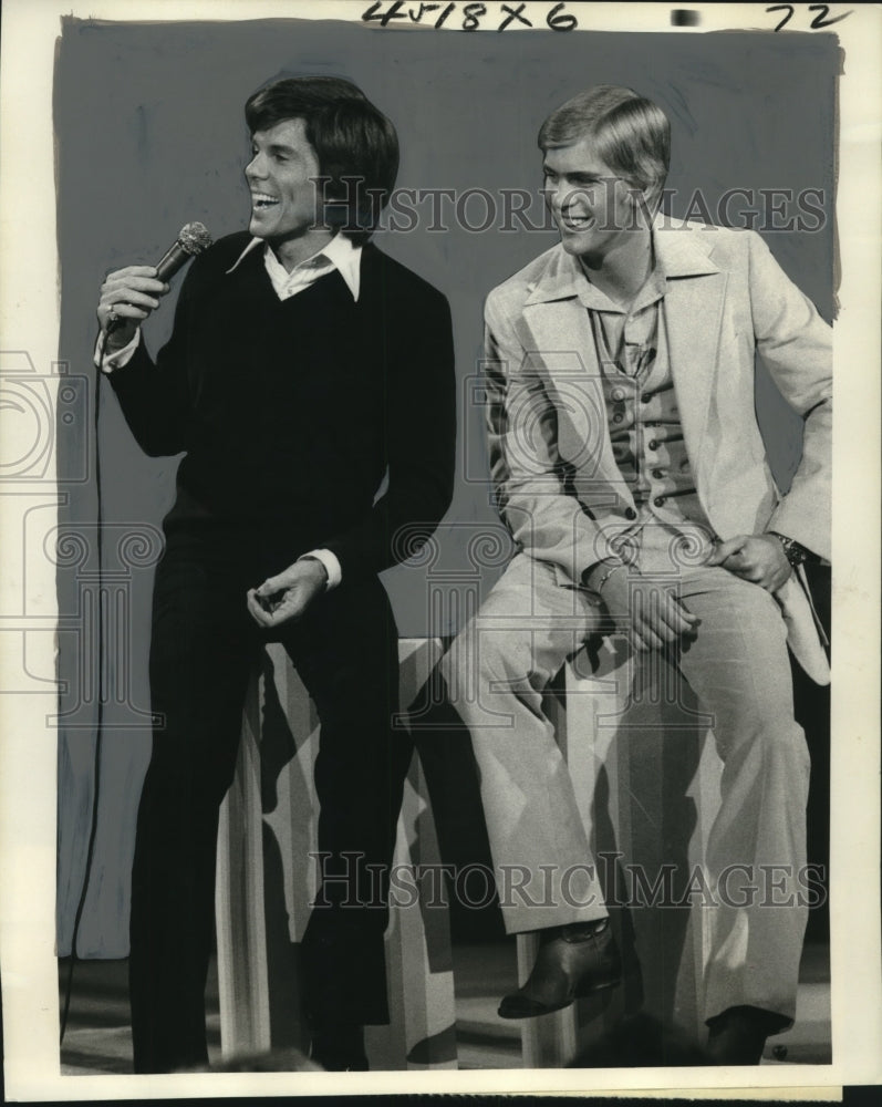 1976 Press Photo John Davidson and Steven Ford on NBC's "The John Davidson Show"